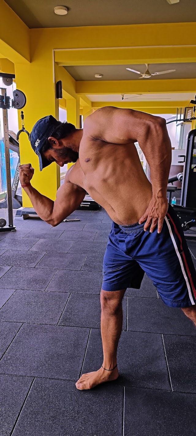 Personal trainer at your doorstep ( certified )