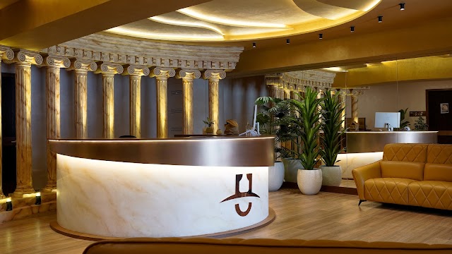 Aurum Ultra Luxury Fitness Club